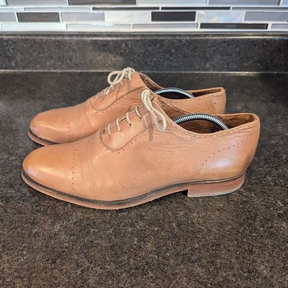 Men's size 10 Manuel Dupont leather dress shoes - Picture 4 of 7